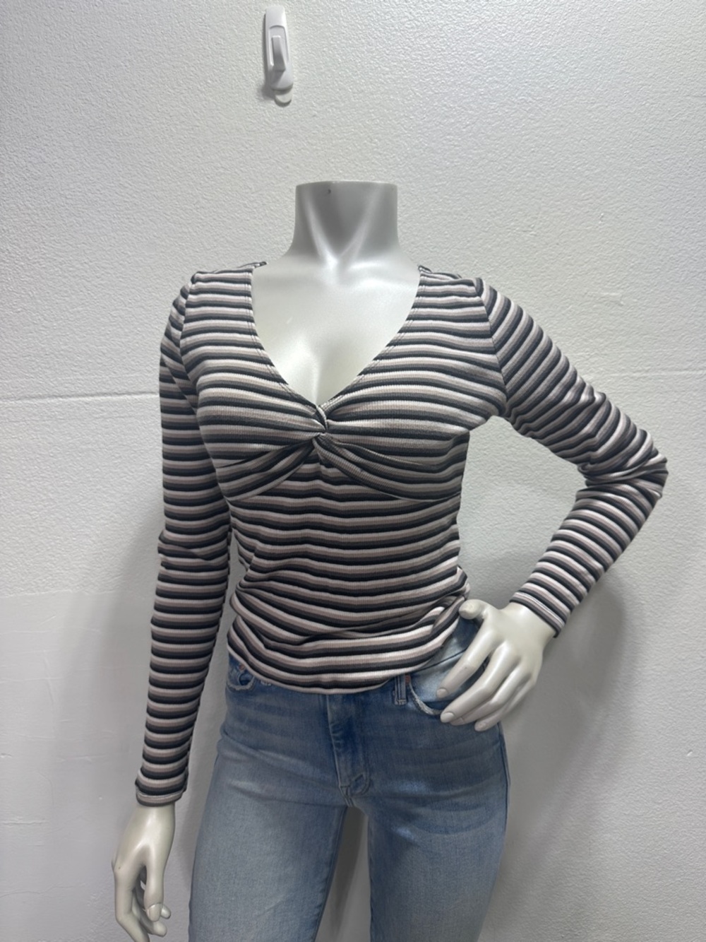 Hollister Striped Twist-Front Long Sleeve Top - Black & Cream